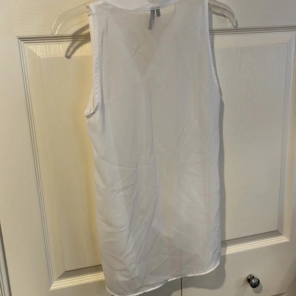 🎈5 for $15🎈XS sleeveless top - Picture 3 of 4